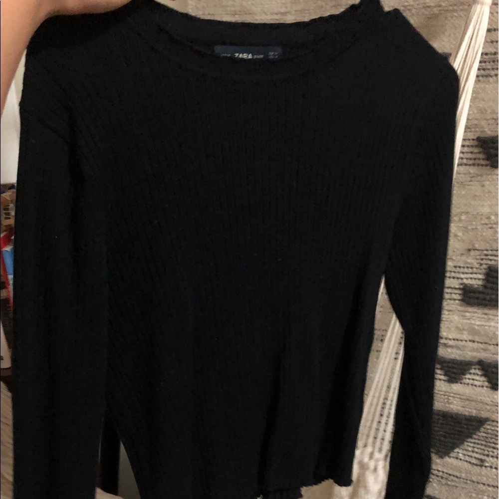 Essentials - cute black sweater